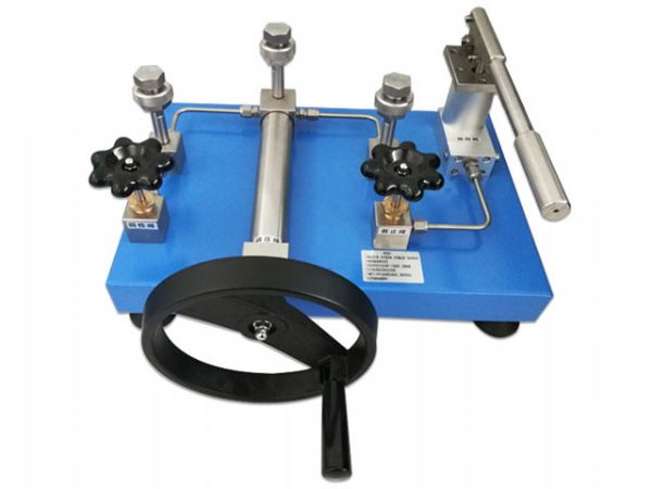 DY-YL6臺式手動(dòng)氣壓源（0-6MPA）